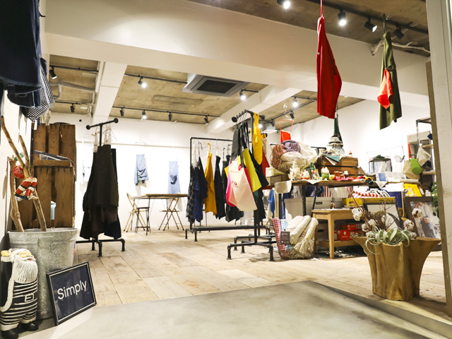 �X��/�I�t�B�X�̃f�U�C���H��