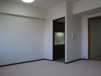 �}���V�������r���O�̃��t�H�[���O